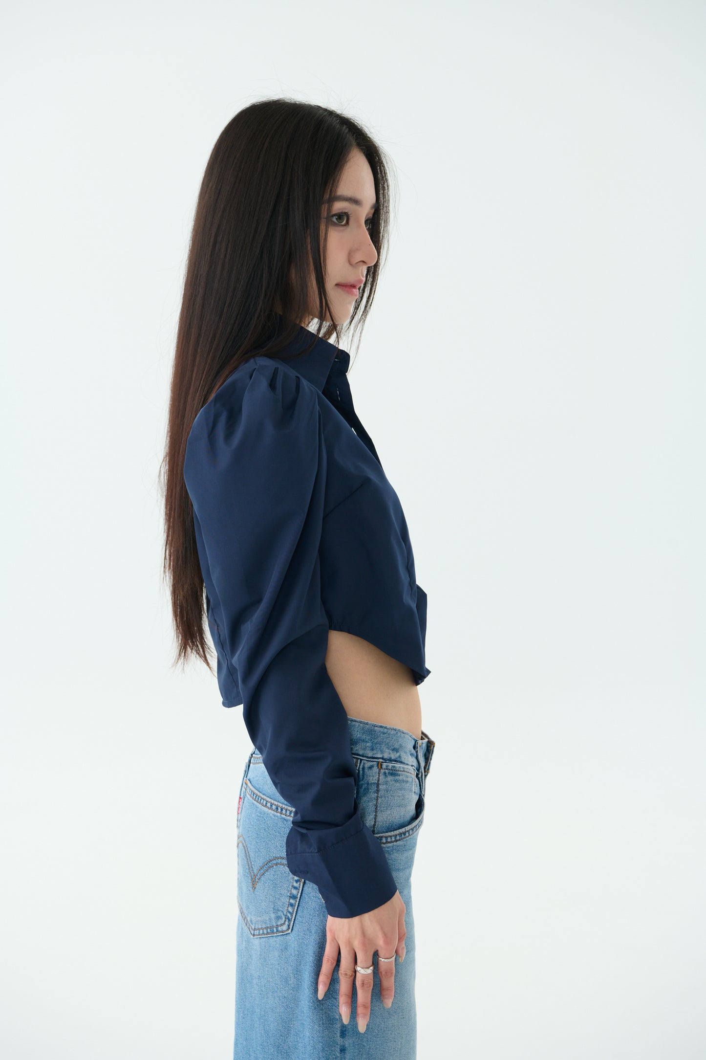 Detailed princess sleeve arc shirt-blue