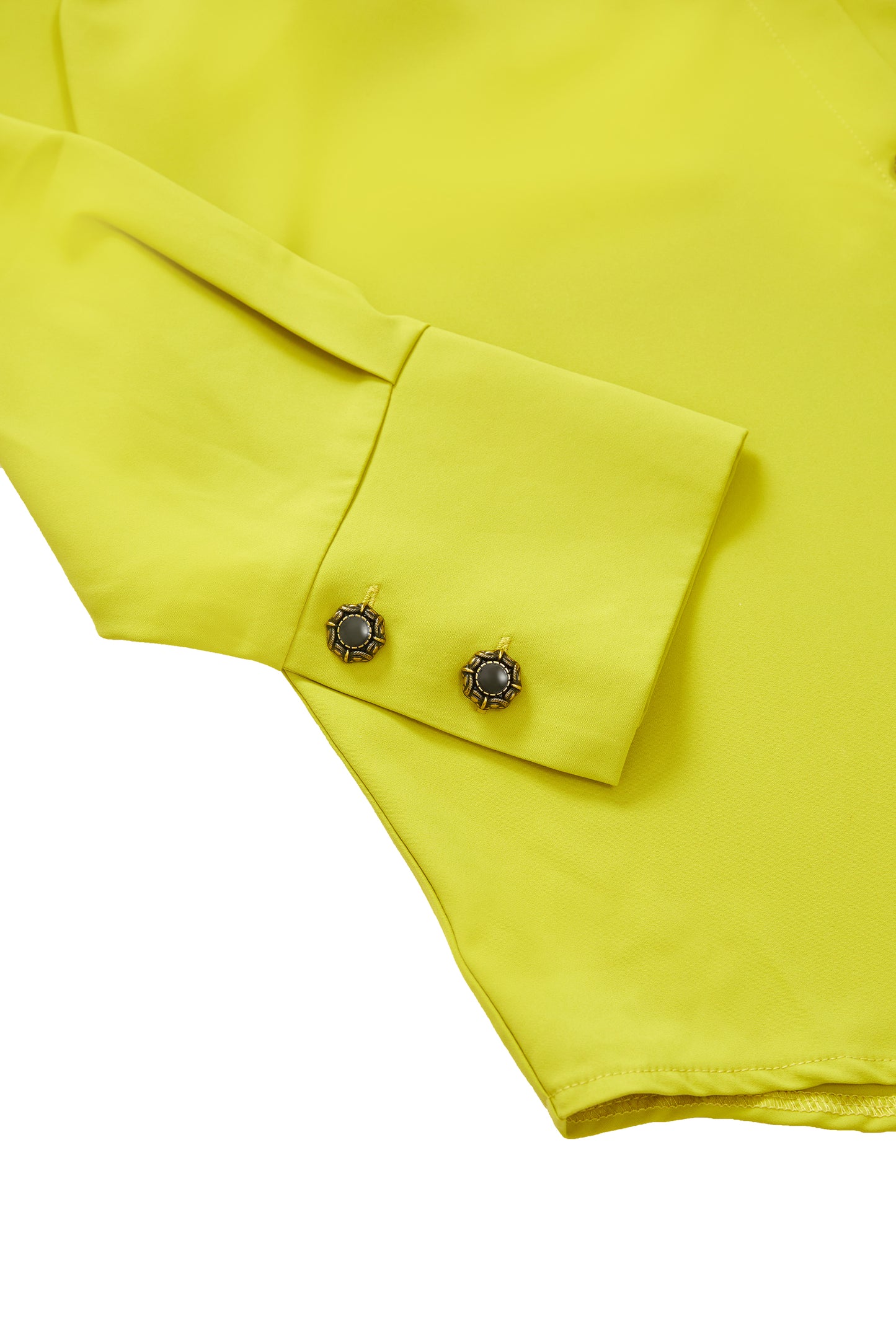 Special tailoring shirt with pointed collar and soft feel-grass green