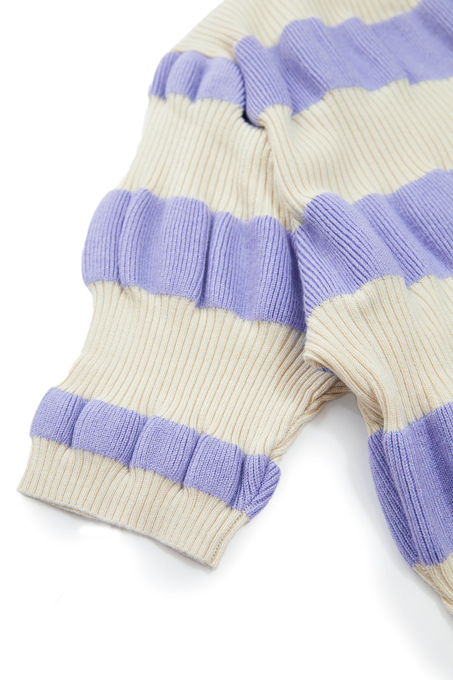 Contrast color short knitted top-Zixing